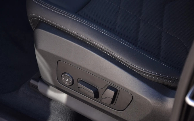 BMW X1 cena 210300 przebieg: 5, rok produkcji 2024 z Żmigród małe 379